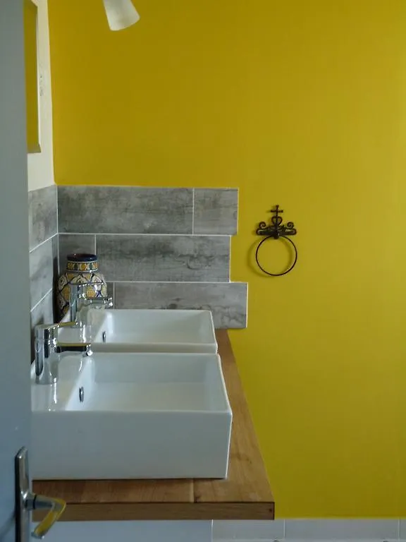 Bed and Breakfast Bergerie D'Alivon En Camargue Arles 0*,  Francia